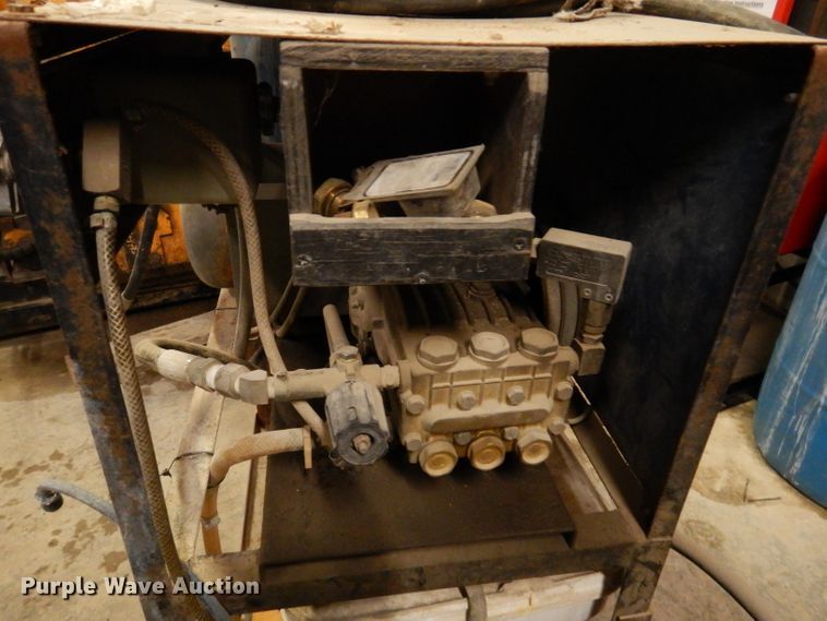 image for item KH9039 Click  pressure washer