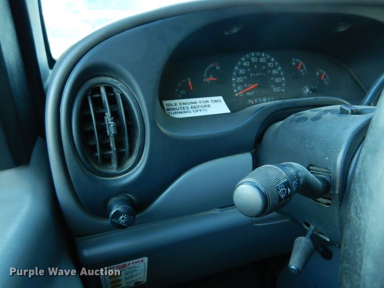 image for item KJ9495 1999 Ford E450  ambulance