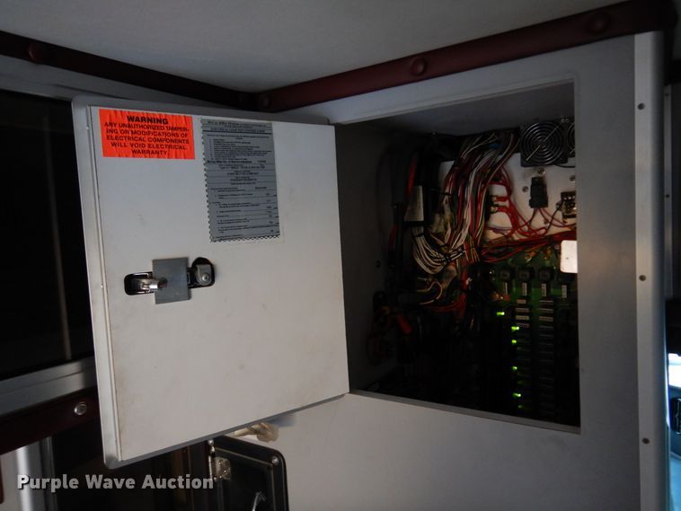 image for item KJ9495 1999 Ford E450  ambulance