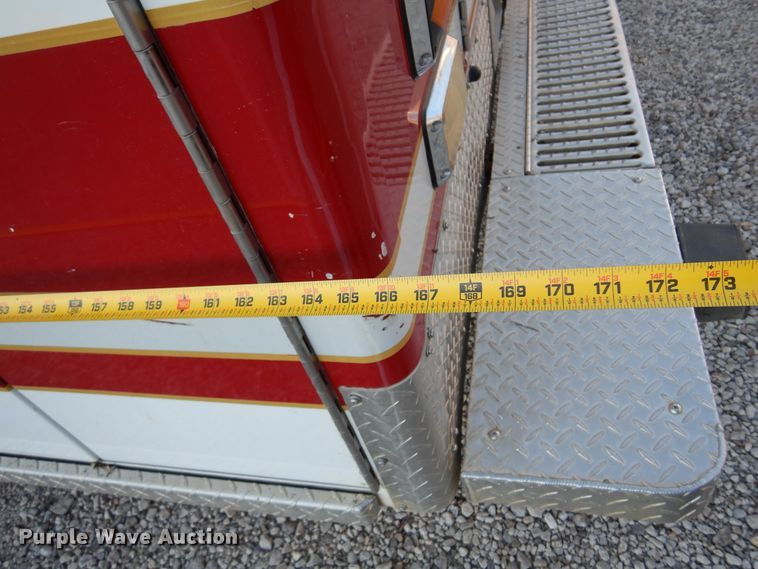 image for item KJ9495 1999 Ford E450  ambulance