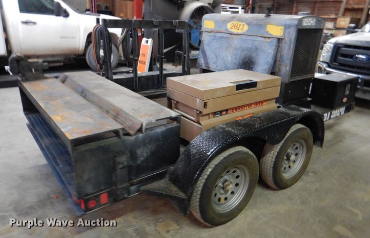 image for item KQ9587 2009 Lincoln SA-200  welding trailer