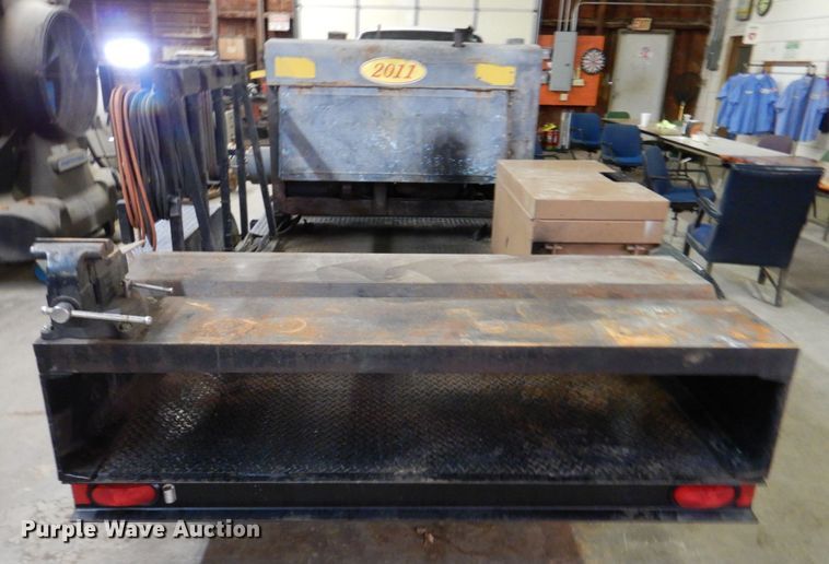 image for item KQ9587 2009 Lincoln SA-200  welding trailer