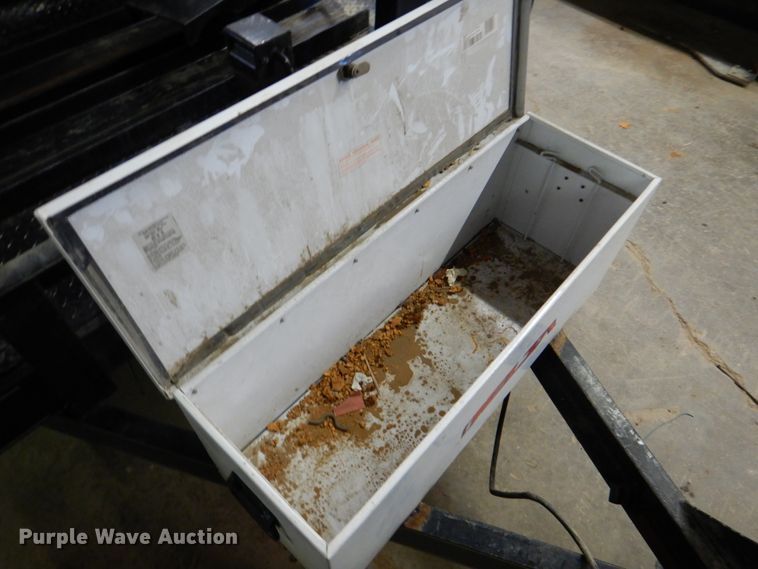 image for item KQ9587 2009 Lincoln SA-200  welding trailer