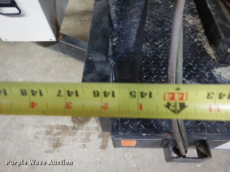 image for item KQ9587 2009 Lincoln SA-200  welding trailer