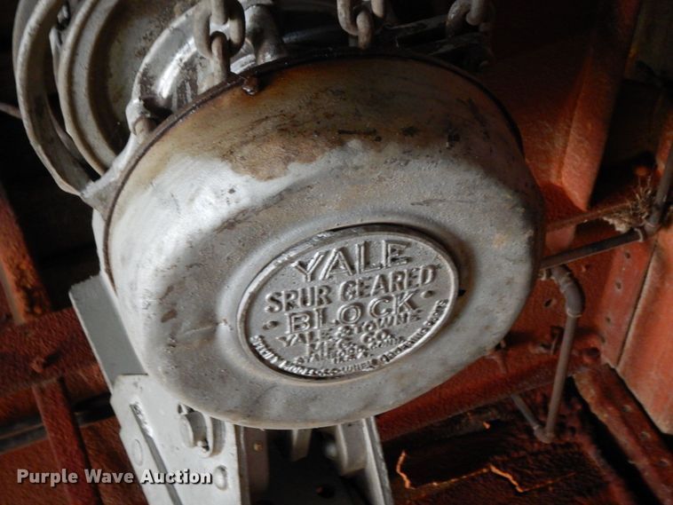 image for item KQ9588 Two ton hoist