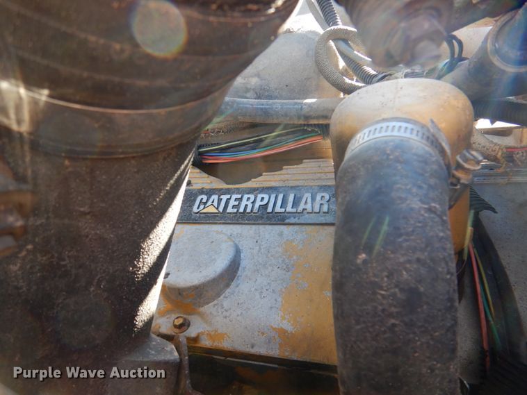 image for item KQ9591 1991 Ford L9000  dump truck