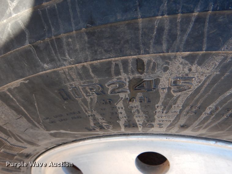 image for item KQ9591 1991 Ford L9000  dump truck