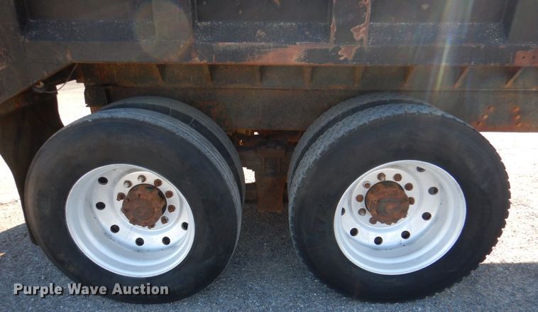 image for item KQ9591 1991 Ford L9000  dump truck