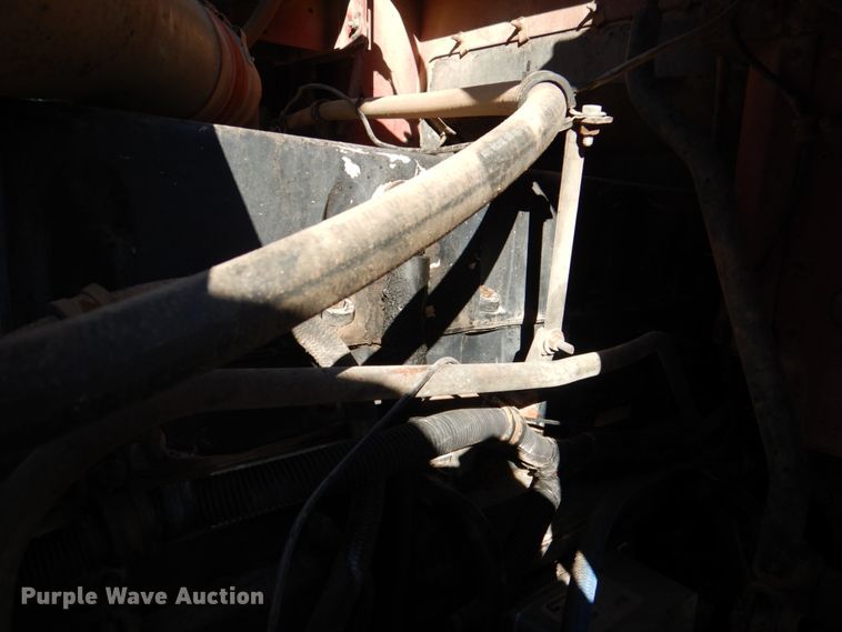 image for item KQ9592 1993 International 9200  dump truck