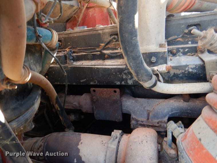 image for item KQ9592 1993 International 9200  dump truck