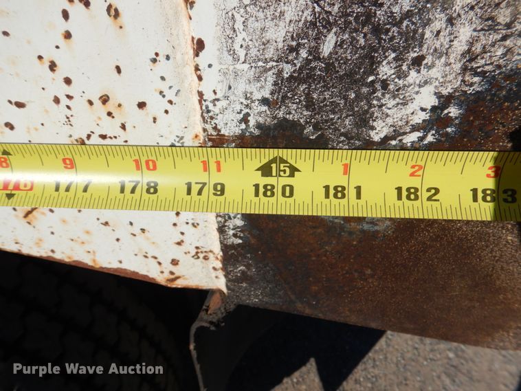 image for item KQ9592 1993 International 9200  dump truck