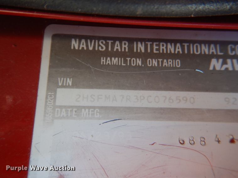 image for item KQ9592 1993 International 9200  dump truck