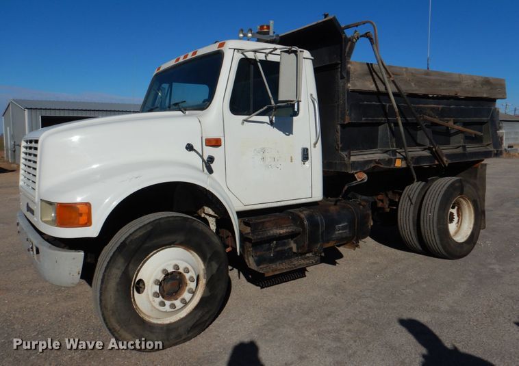 image for item KQ9593 1993 International 4700  dump truck