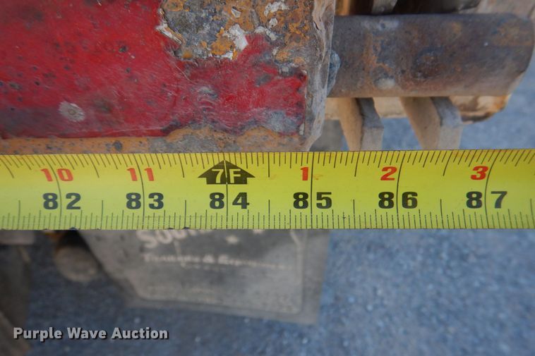 image for item KQ9593 1993 International 4700  dump truck