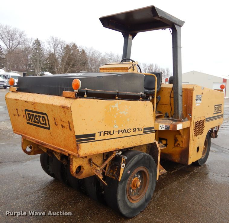 image for item KS9299 Rosco TRU-PAC 915  pneumatic roller