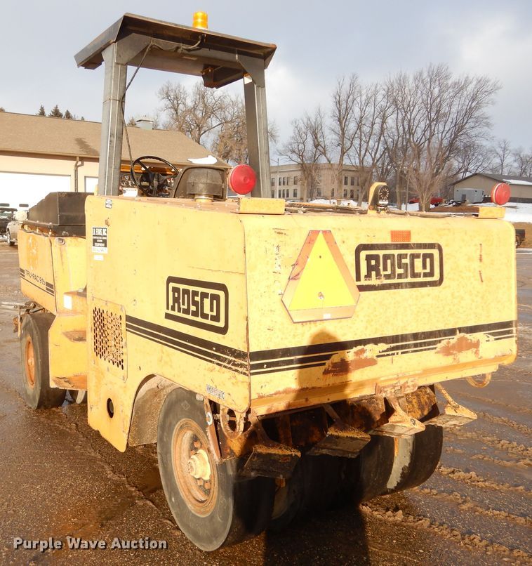 image for item KS9299 Rosco TRU-PAC 915  pneumatic roller