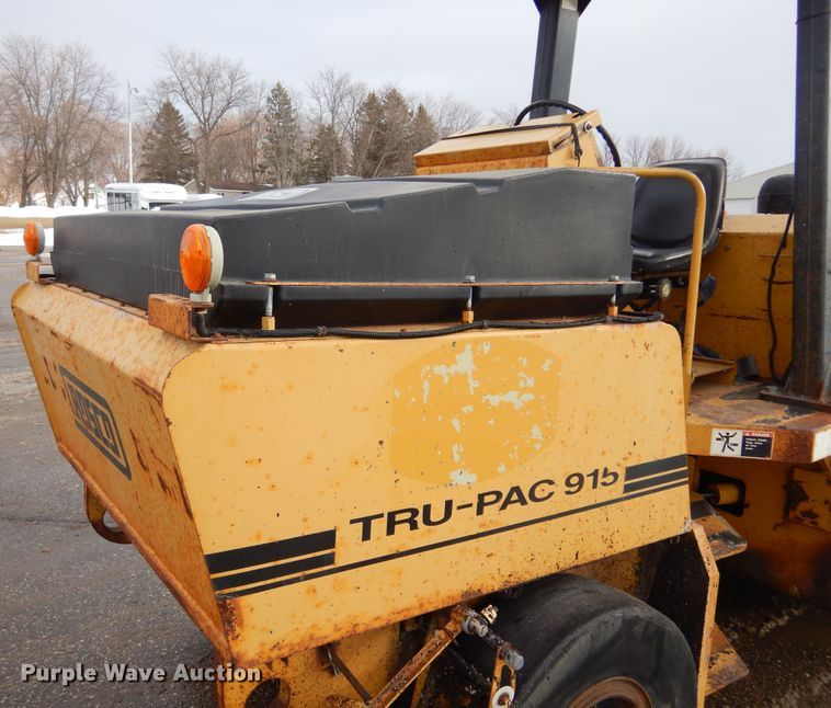 image for item KS9299 Rosco TRU-PAC 915  pneumatic roller