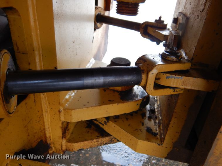 image for item KS9299 Rosco TRU-PAC 915  pneumatic roller