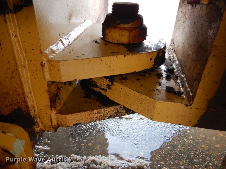 image for item KS9299 Rosco TRU-PAC 915  pneumatic roller