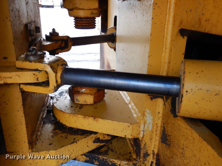 image for item KS9299 Rosco TRU-PAC 915  pneumatic roller