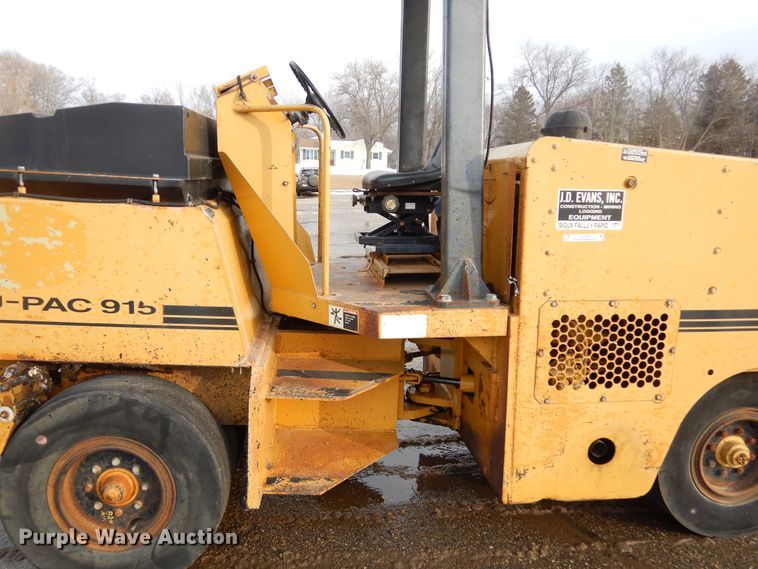 image for item KS9299 Rosco TRU-PAC 915  pneumatic roller