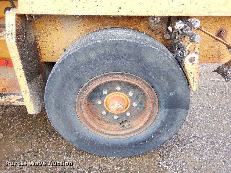 image for item KS9299 Rosco TRU-PAC 915  pneumatic roller