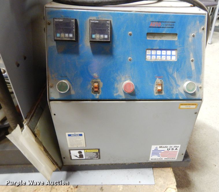 image for item KS9309 Carver 3895  heated laboratory press