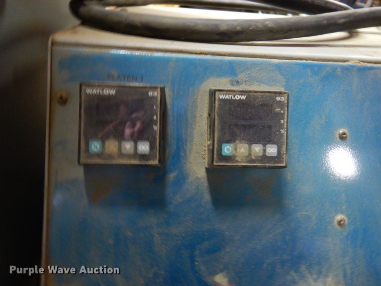 image for item KS9309 Carver 3895  heated laboratory press