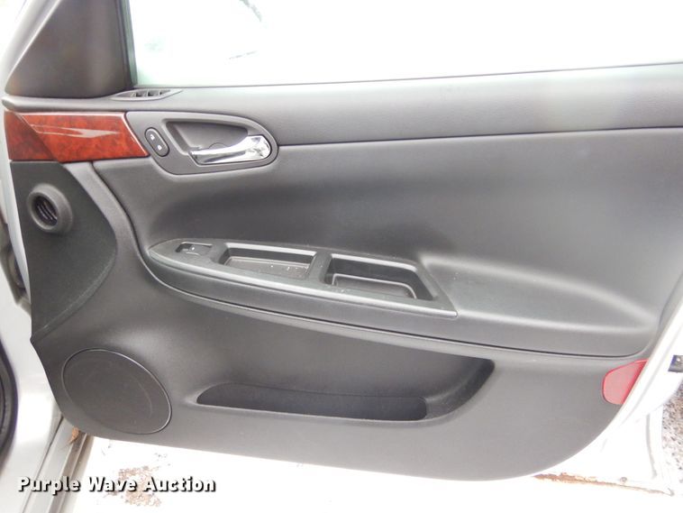 image for item KS9310 2009 Chevrolet Impala LT