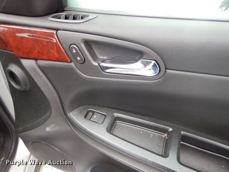 image for item KS9310 2009 Chevrolet Impala LT