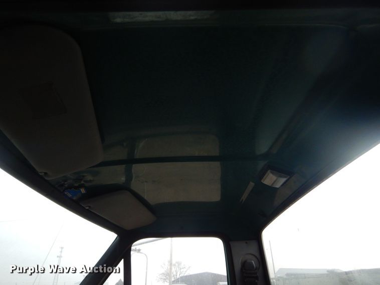 image for item KS9313 1991 Ford F600  flatbed truck