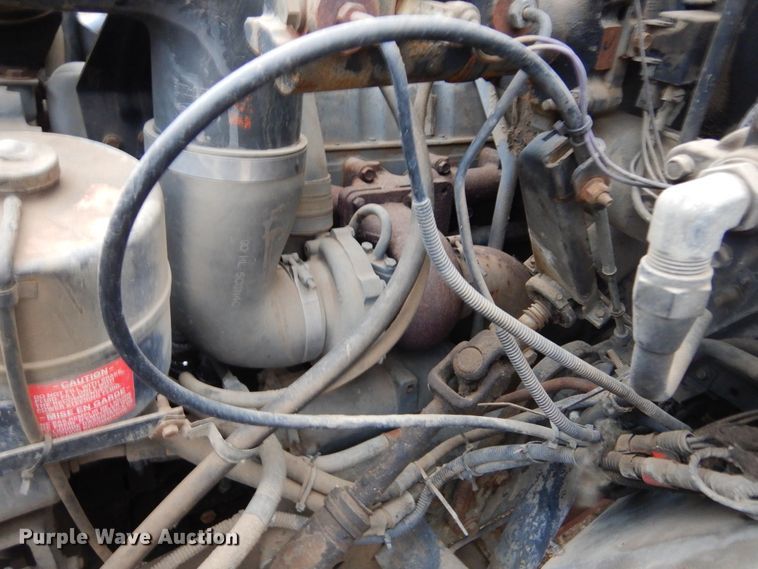 image for item KS9313 1991 Ford F600  flatbed truck