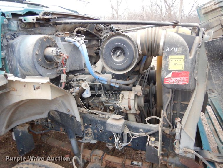 image for item KS9313 1991 Ford F600  flatbed truck