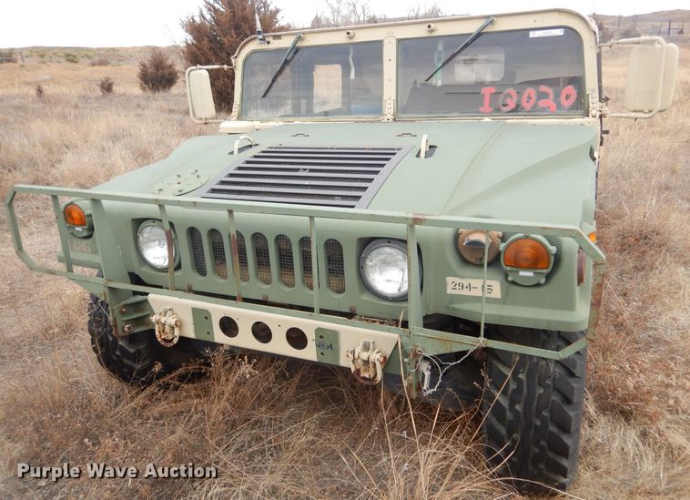 image for item KS9318 1987 Am General HMMWV  SUV