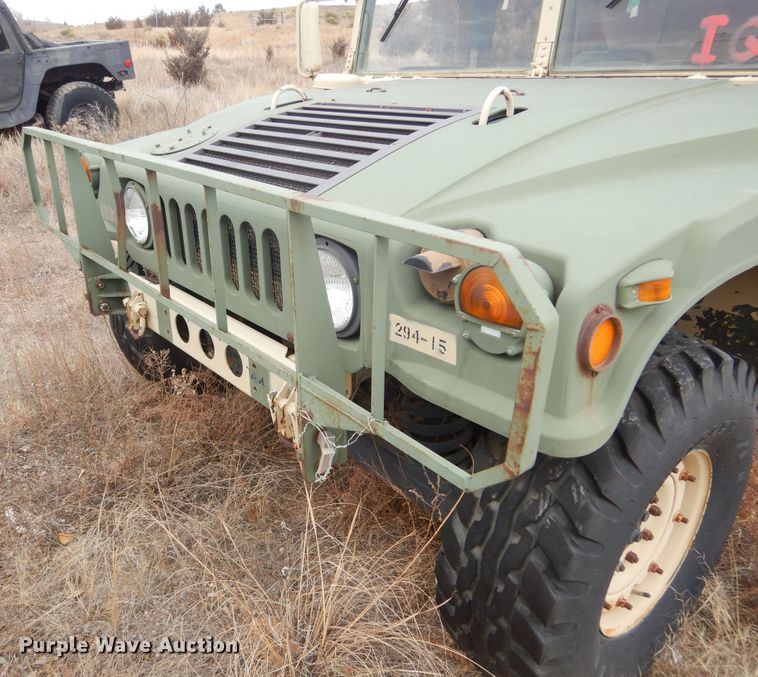 image for item KS9318 1987 Am General HMMWV  SUV