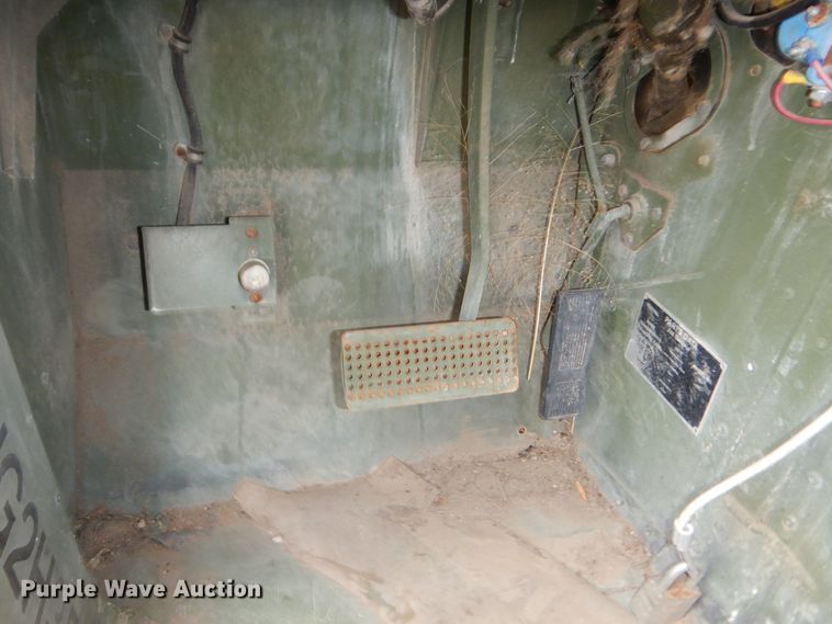 image for item KS9318 1987 Am General HMMWV  SUV