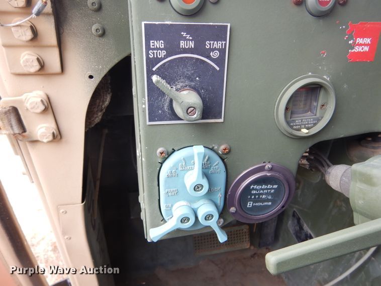 image for item KS9318 1987 Am General HMMWV  SUV