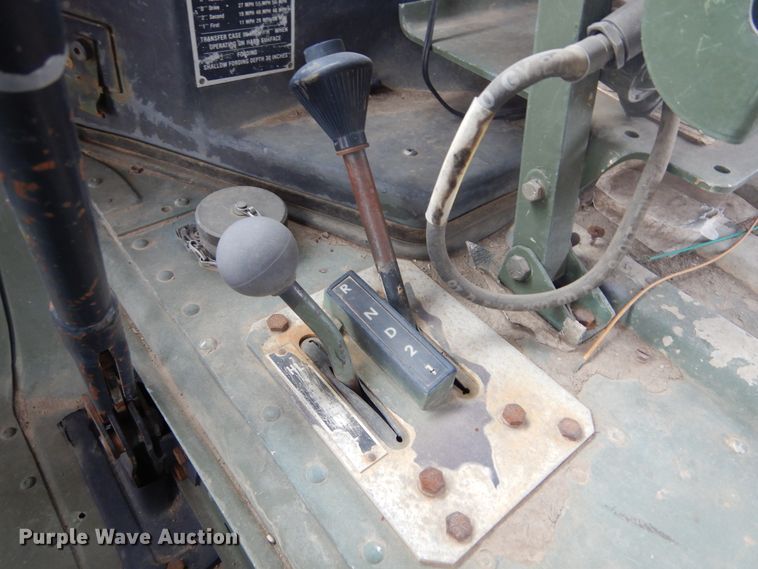 image for item KS9318 1987 Am General HMMWV  SUV