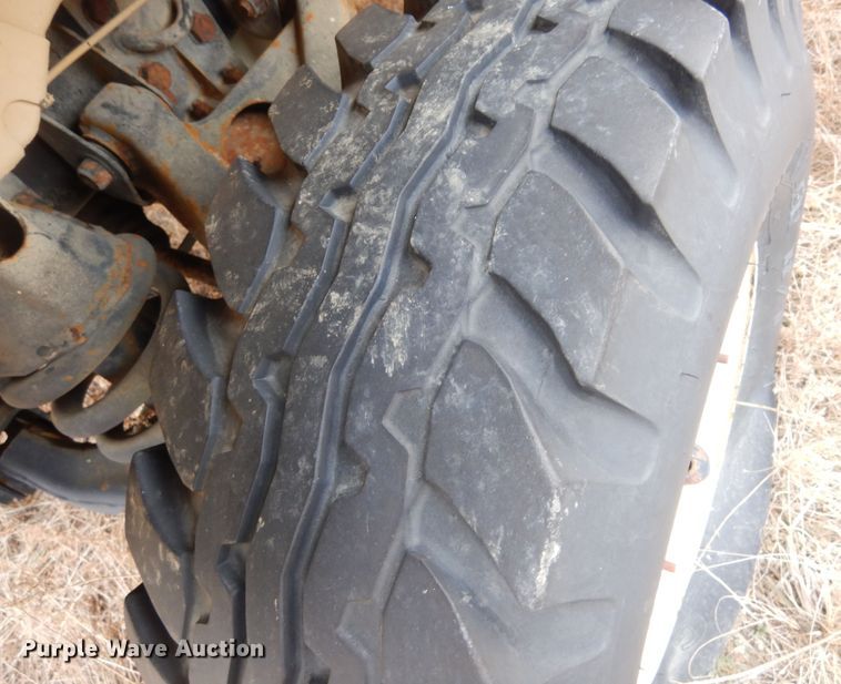 image for item KS9318 1987 Am General HMMWV  SUV