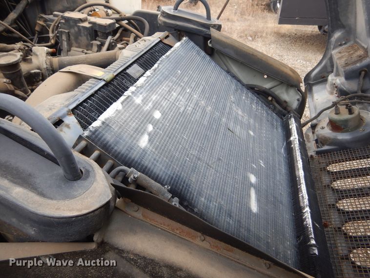 image for item KS9319 1994 Am General HMMWV  SUV