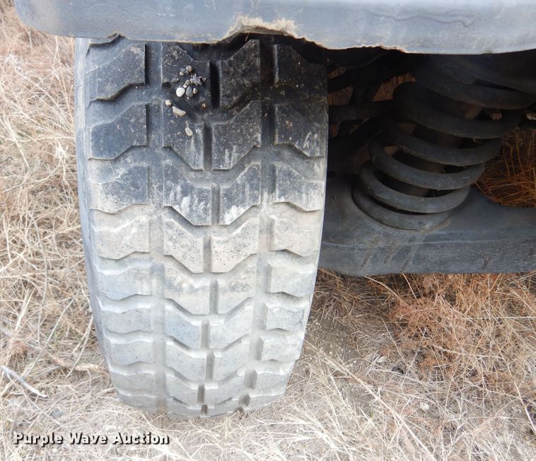 image for item KS9319 1994 Am General HMMWV  SUV