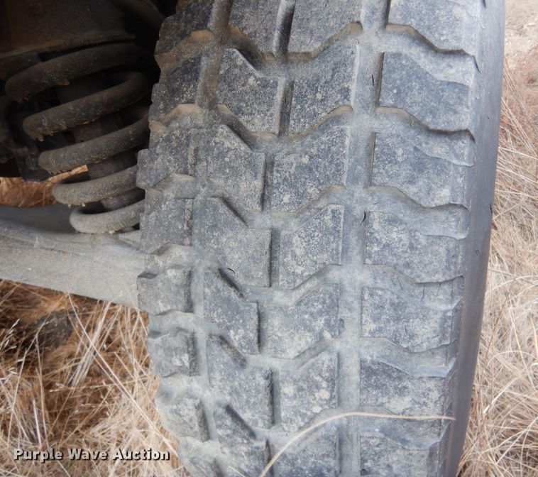 image for item KS9319 1994 Am General HMMWV  SUV