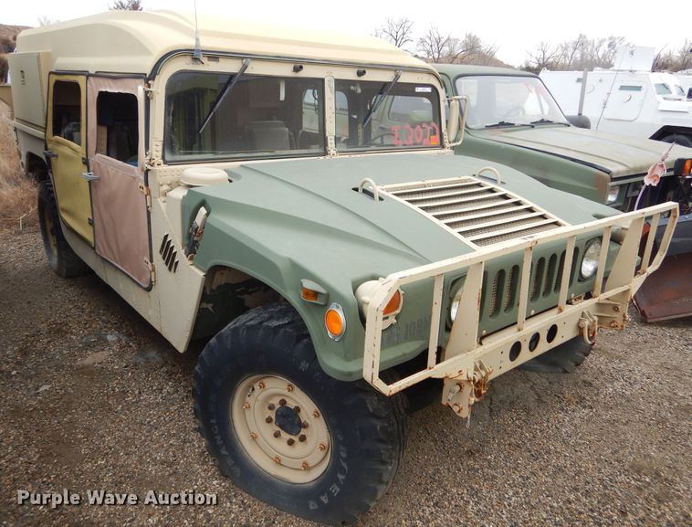 image for item KS9321 1987 Am General HMMWV  SUV