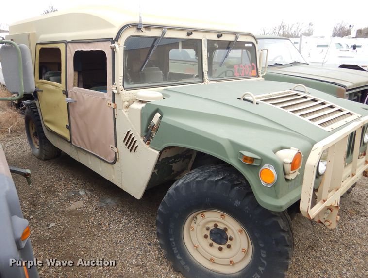 image for item KS9321 1987 Am General HMMWV  SUV