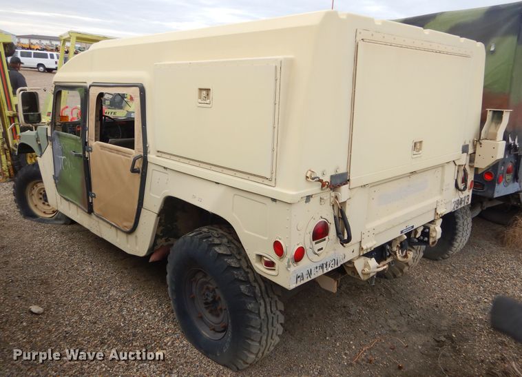 image for item KS9321 1987 Am General HMMWV  SUV