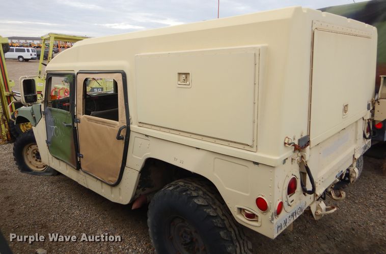 image for item KS9321 1987 Am General HMMWV  SUV