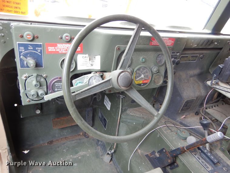 image for item KS9321 1987 Am General HMMWV  SUV