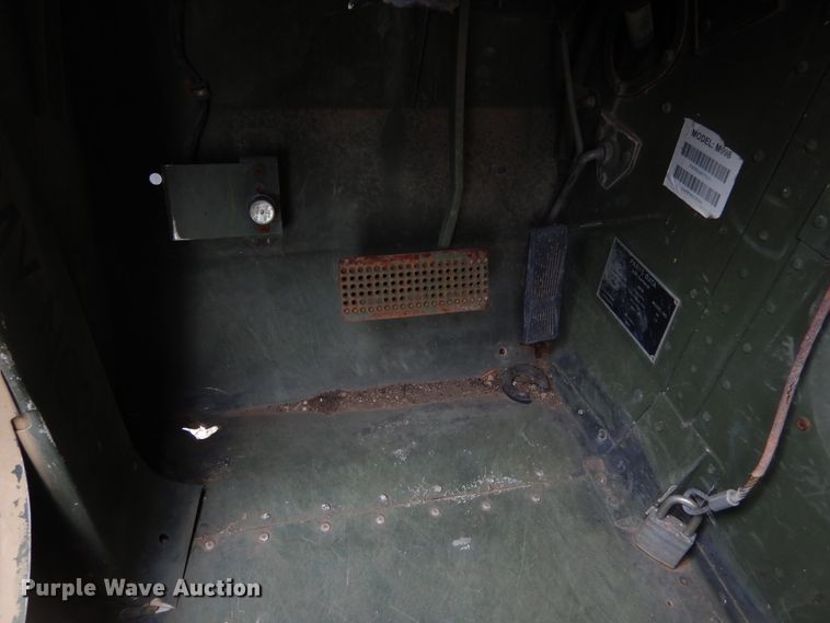 image for item KS9321 1987 Am General HMMWV  SUV