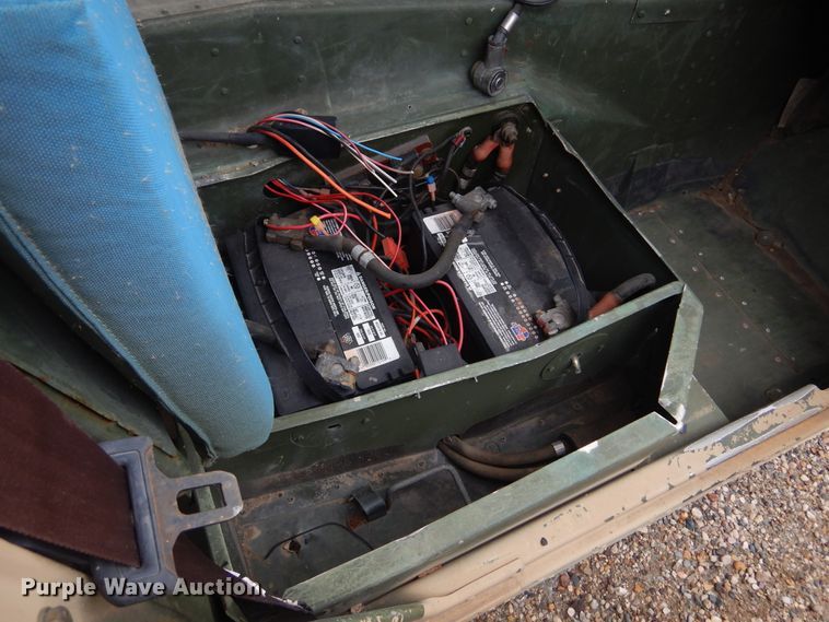 image for item KS9321 1987 Am General HMMWV  SUV