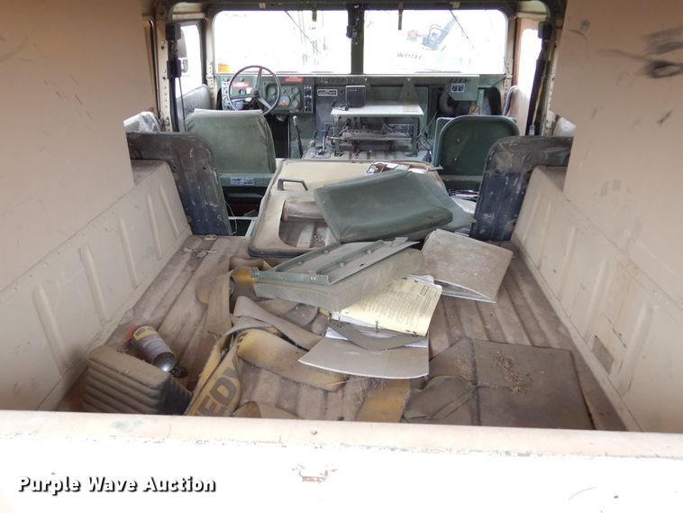 image for item KS9321 1987 Am General HMMWV  SUV